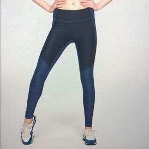 Outdoor Voices Two-Tone Leggings
